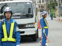 交通誘導警備業務（工事・駐車場）